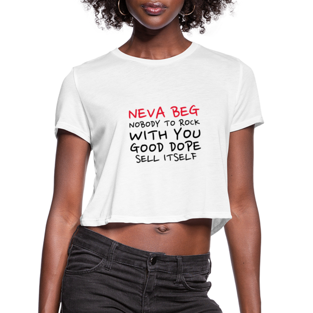 Neva Beg Women's Cropped T-Shirt - white